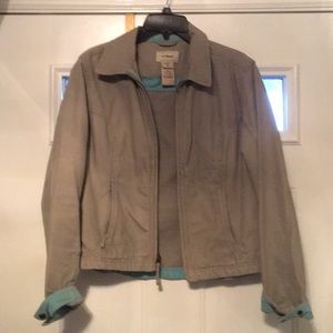 Women’s LL Bean lightweight tan and blue coat.